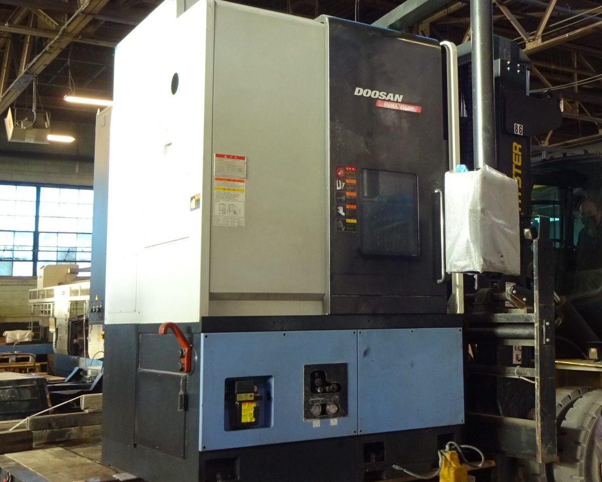 Doosan Puma V550M Vertical Lathe.